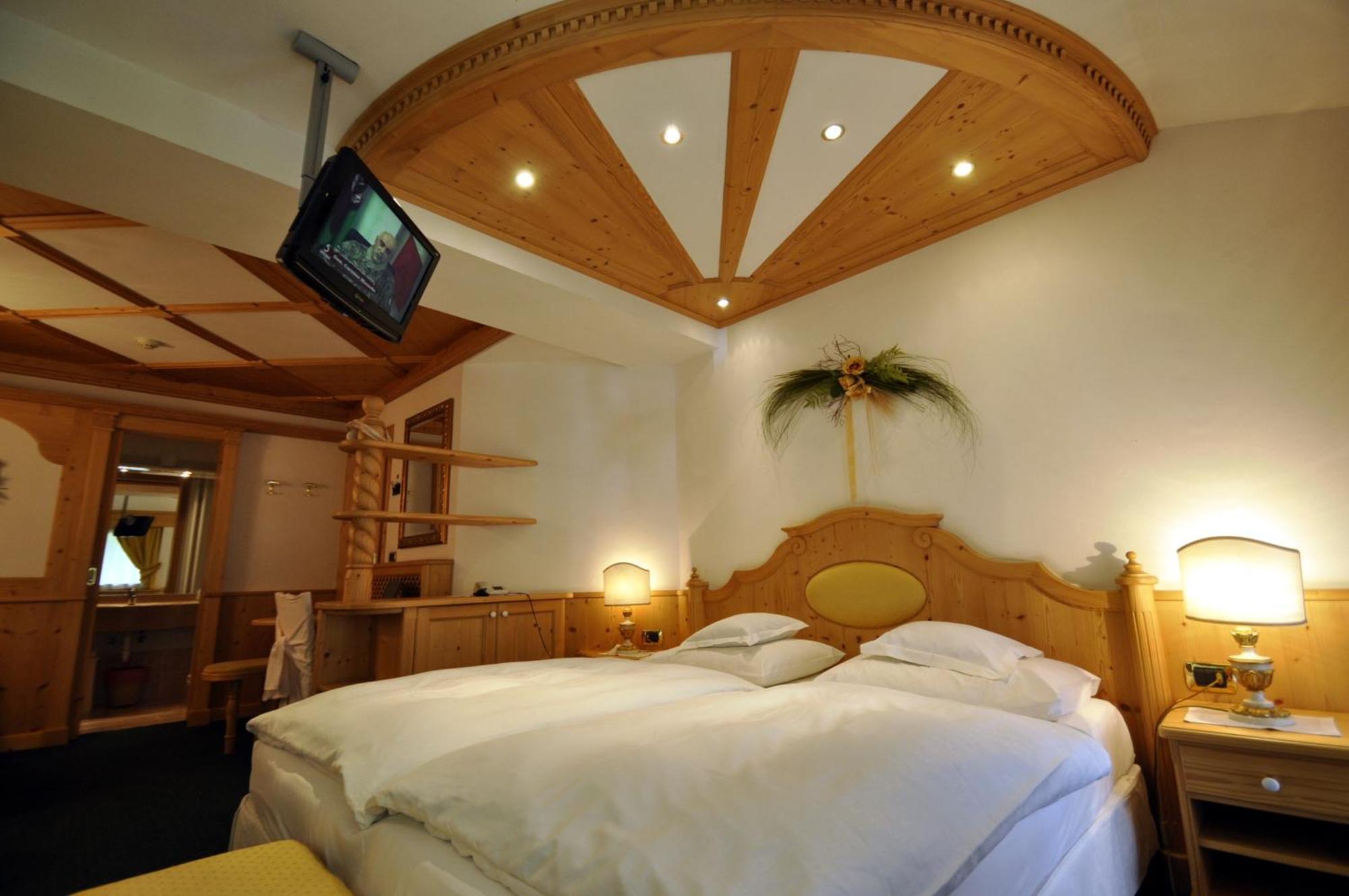 Hotel Al Forte Arabba Exterior photo