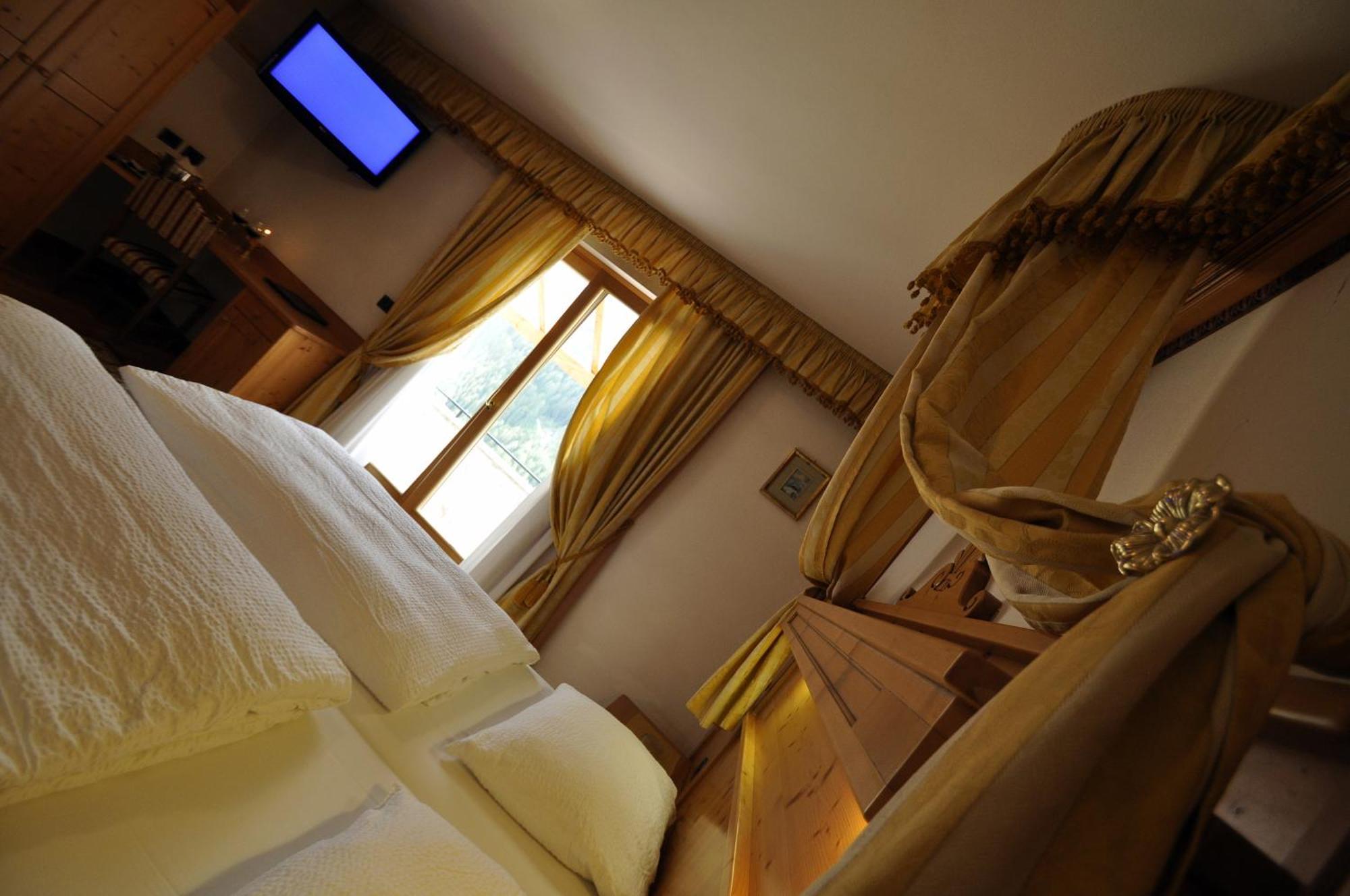 Hotel Al Forte Arabba Exterior photo