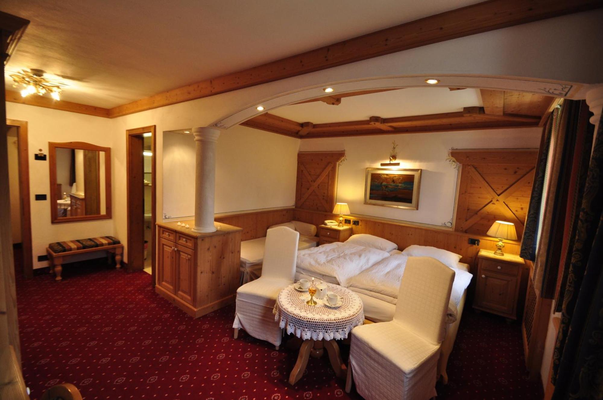 Hotel Al Forte Arabba Exterior photo