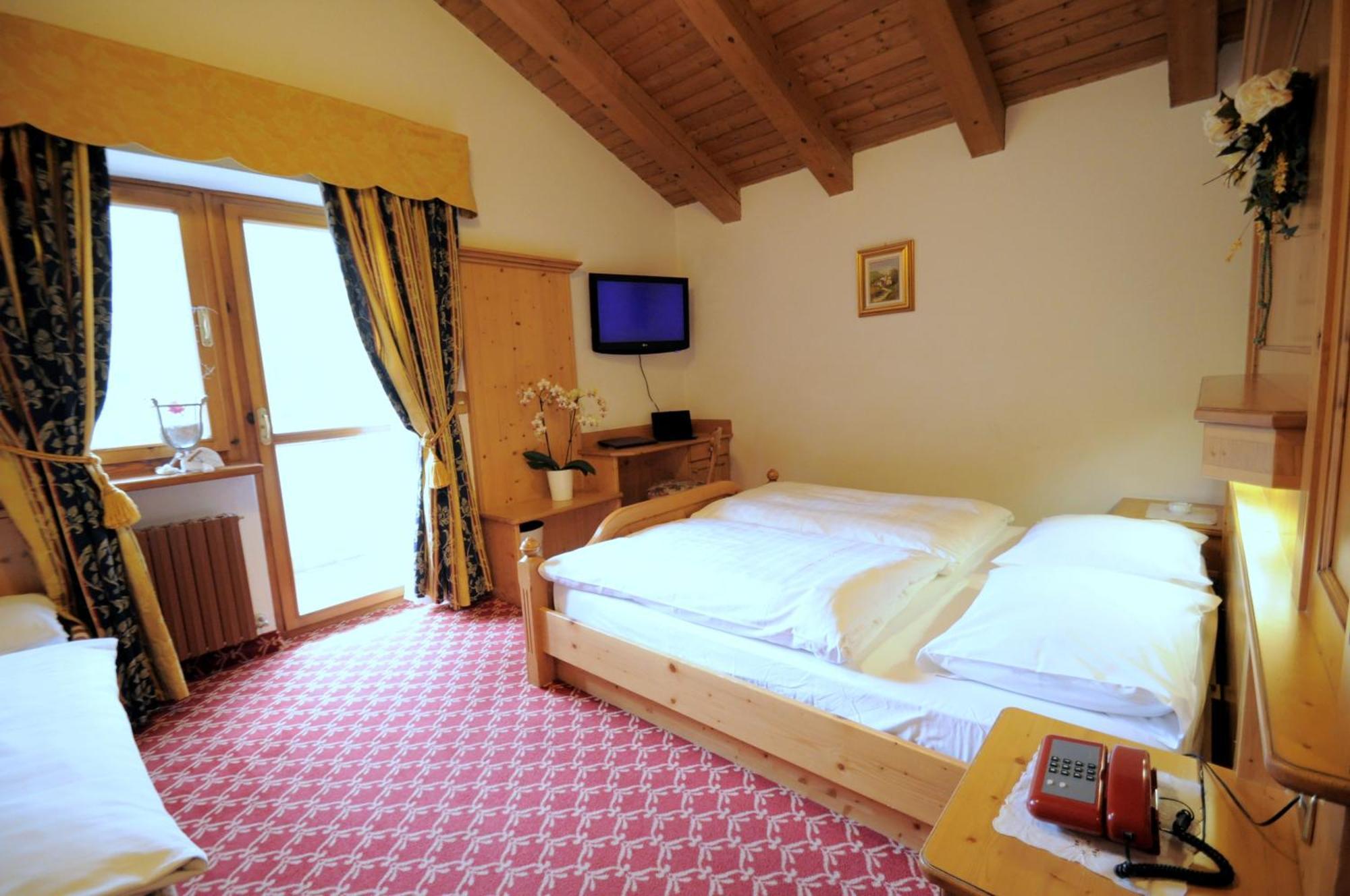 Hotel Al Forte Arabba Exterior photo